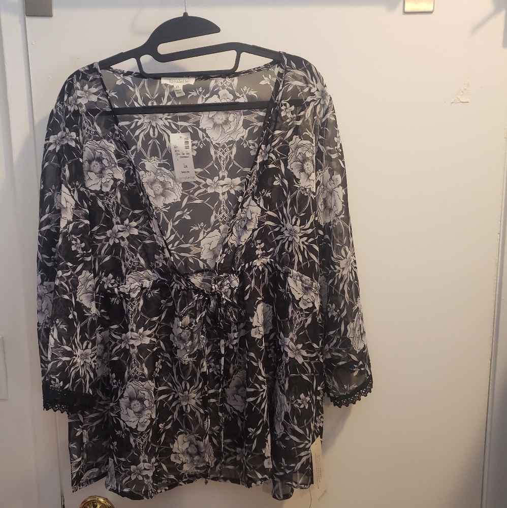 Brand New never been worn Loralette top
